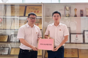 走訪慰問傳黨情，組織關懷聚人心